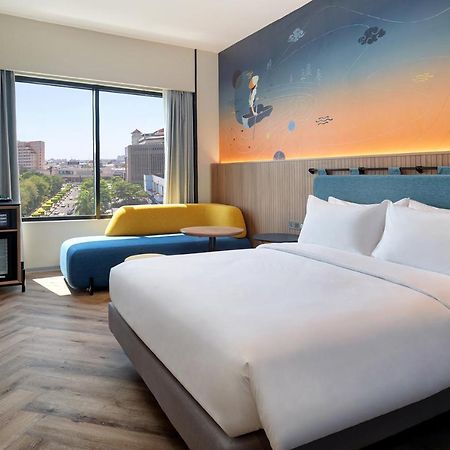 Ibis Styles Semarang Simpang Lima Hotel Exterior photo