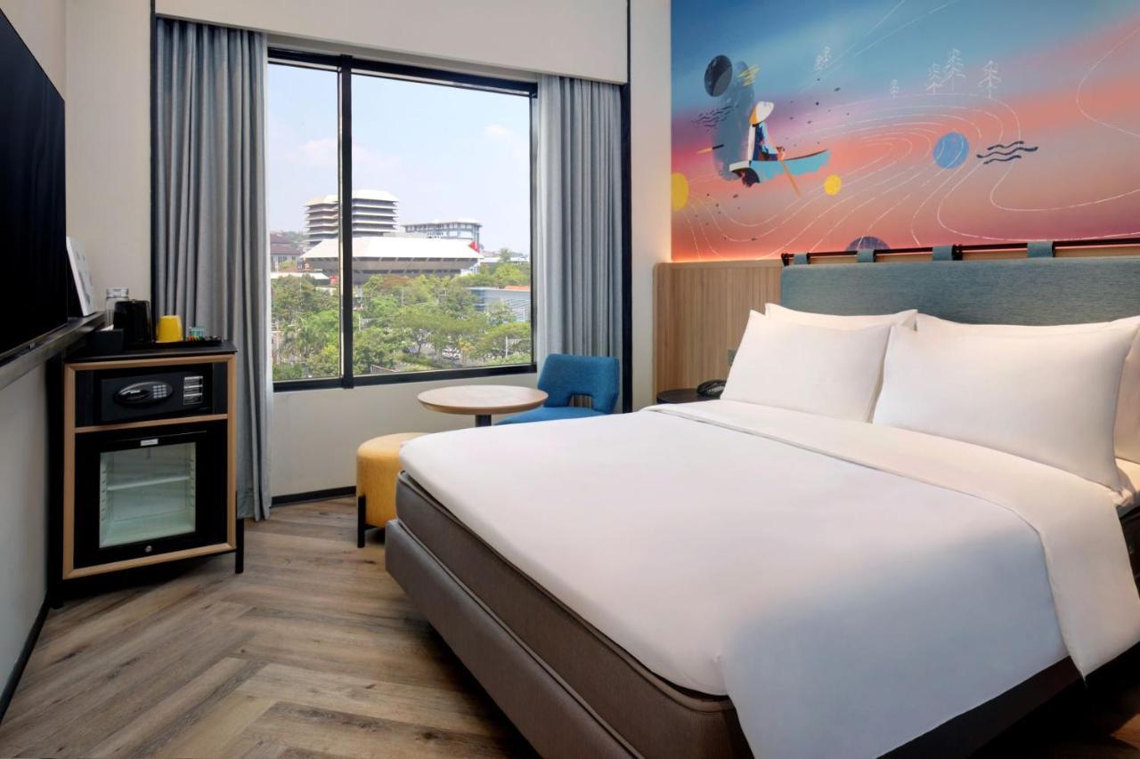 Ibis Styles Semarang Simpang Lima Hotel Exterior photo